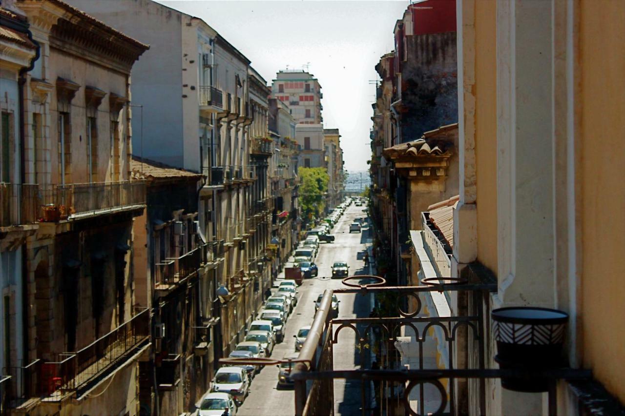 B&B Terre Di Catania Exterior photo